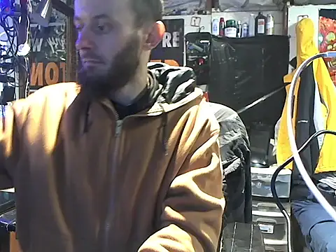 Snapshot of CloudDadddyyy420 chatting on 01.16.25 CloudDadddyyy420 online show from 01.16.25