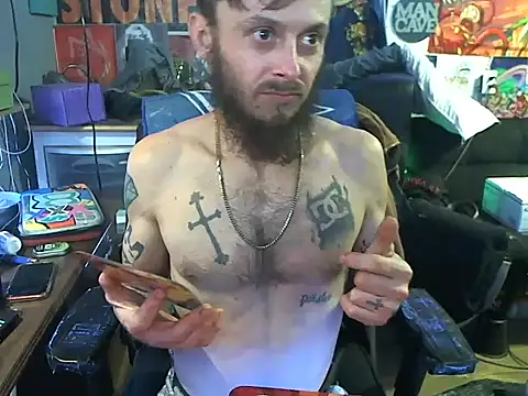 Snapshot of CloudDadddyyy420 chatting on 02.04.25 CloudDadddyyy420 online show from 02.04.25