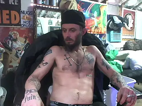 Snapshot of CloudDadddyyy420 chatting on 02.09.25 CloudDadddyyy420 online show from 02.09.25