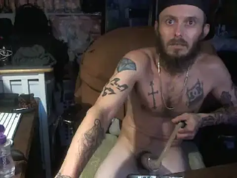 Snapshot of CloudDadddyyy420 chatting on 02.12.25 CloudDadddyyy420 online show from 02.12.25