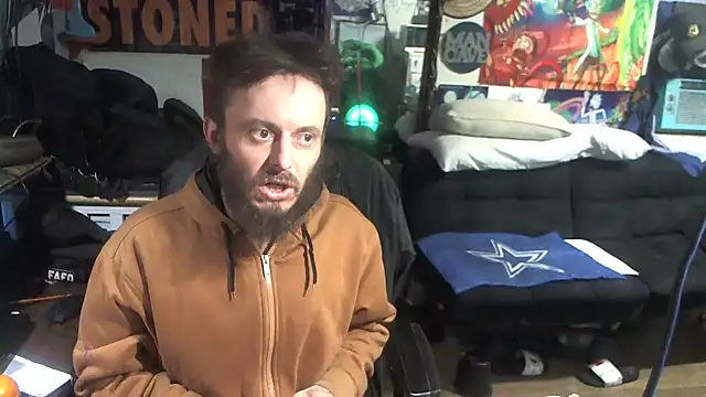 Snapshot of CloudDadddyyy420 chatting on 02.14.25 CloudDadddyyy420 online show from 02.14.25