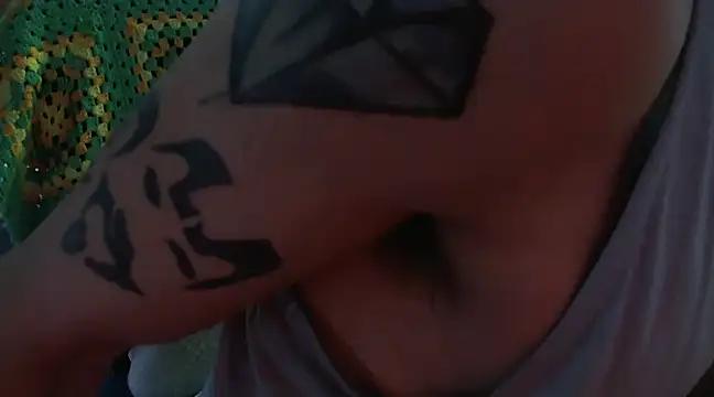 Snapshot of CloudDadddyyy420 chatting on 03.10.25 CloudDadddyyy420 online show from 03.10.25