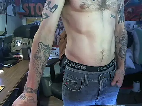 Snapshot of CloudDadddyyy420 chatting on 03.19.25 CloudDadddyyy420 online show from 03.19.25