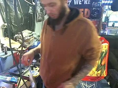 Snapshot of CloudDadddyyy420 chatting on 03.21.25 CloudDadddyyy420 online show from 03.21.25