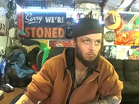 Snapshot of CloudDadddyyy420 chatting on 03.22.25 CloudDadddyyy420 online show from 03.22.25