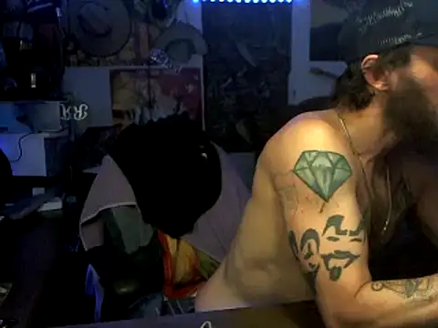 Snapshot of CloudDadddyyy420 chatting on 10.08.25 CloudDadddyyy420 online show from 10.08.25