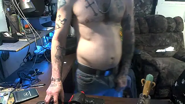 Snapshot of CloudDadddyyy420 chatting on 12.05.25 CloudDadddyyy420 online show from 12.05.25