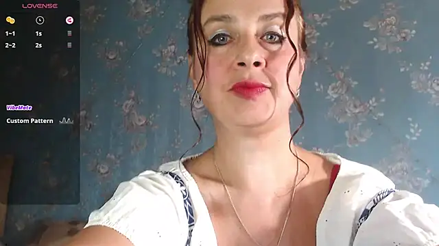 VanezaSmith online show from 09.20.25