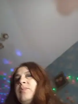 VanezaSmith online show from 04.21.26