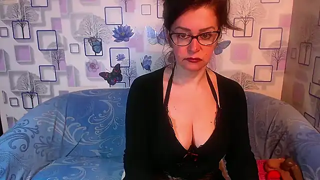 milfsexy online show from 04.14.26