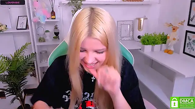 Grace and  Jacob online show from 03.07.25