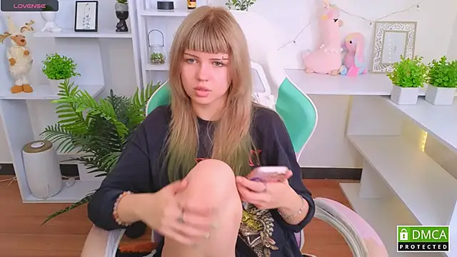 Grace and  Jacob online show from 09.24.25