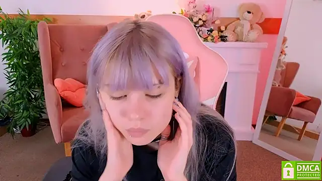 Grace and  Jacob online show from 11.14.25