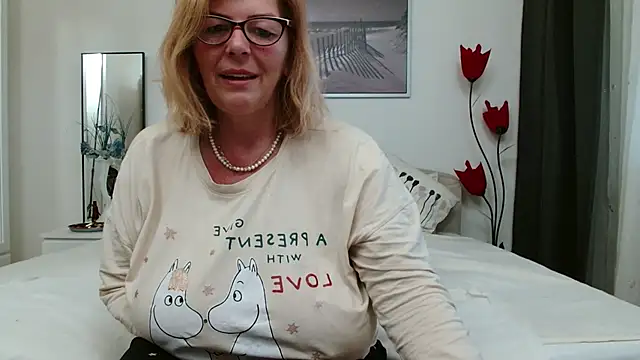 YulliaMilf online show from 03.10.25