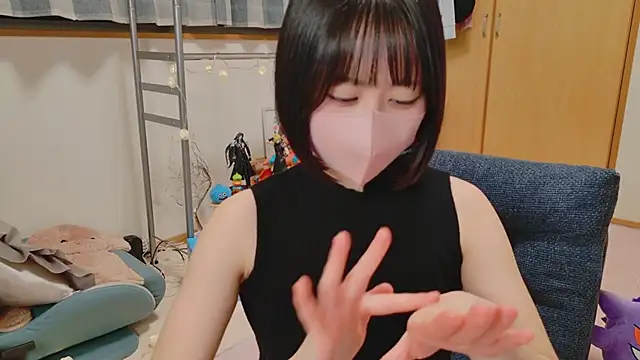 Snapshot of HIKARI_x0 chatting on 03.11.25 HIKARI x0 online show from 03.11.25