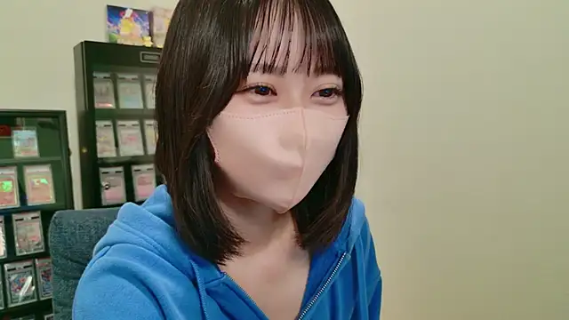 Snapshot of HIKARI_x0 chatting on 10.10.25 HIKARI x0 online show from 10.10.25