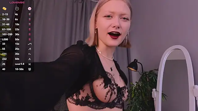 Snapshot of _Rude_Girl_ chatting on 12.06.24 Rude Girl online show from 12.06.24