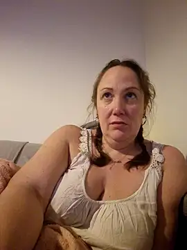 Wisie Cutie online show from 12.30.24