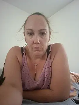 Wisie Cutie online show from 09.23.25