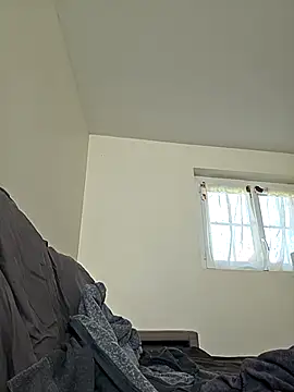 Wisie Cutie online show from 03.15.26