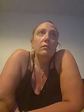 Wisie Cutie online show from 05.30.26