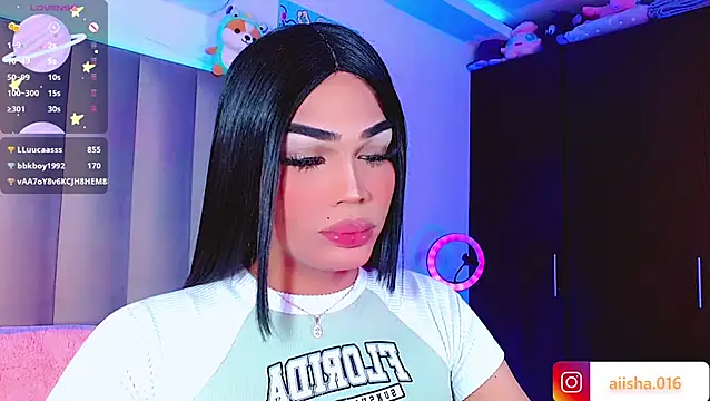 AiishaRose online show from 01.06.25