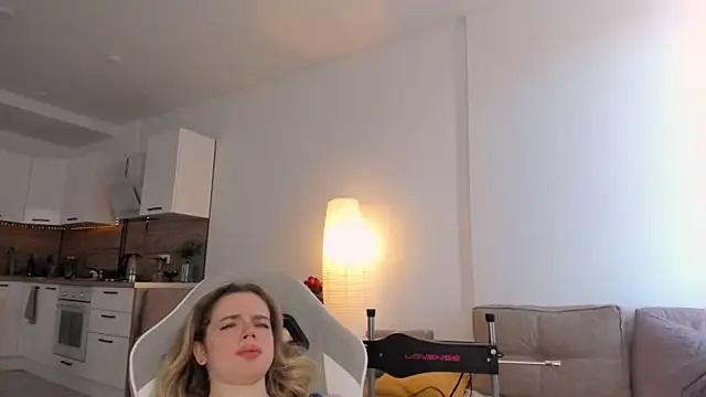 lit asella online show from 02.18.25