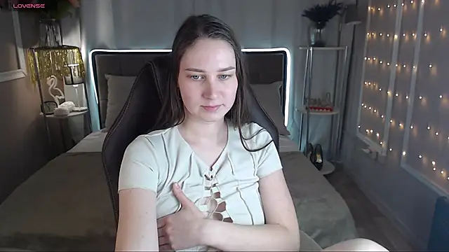 MollyBrams online show from 01.30.25