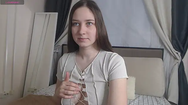 MollyBrams online show from 02.02.25