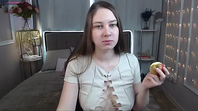 MollyBrams online show from 03.10.25