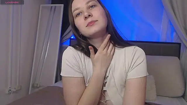 MollyBrams online show from 03.14.25