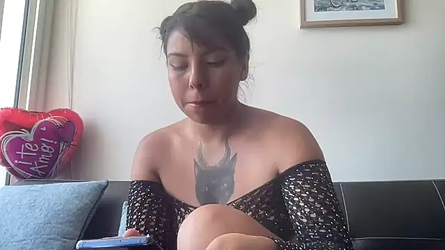 Snapshot of Diosagata chatting on 02.23.26 Diosagata online show from 02.23.26