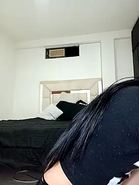 yesik beltran online show from 12.31.24