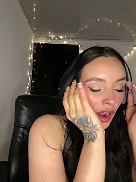 salome polaniiee online show from 02.12.25