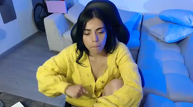 Snapshot of i_am_nina_ chatting on 01.11.25 i am nina online show from 01.11.25