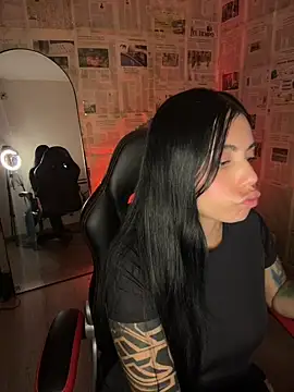 i am nina  online show from 06.30.26