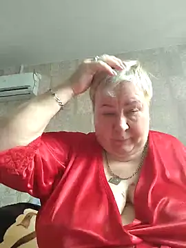 EffectFiona online show from 03.10.25