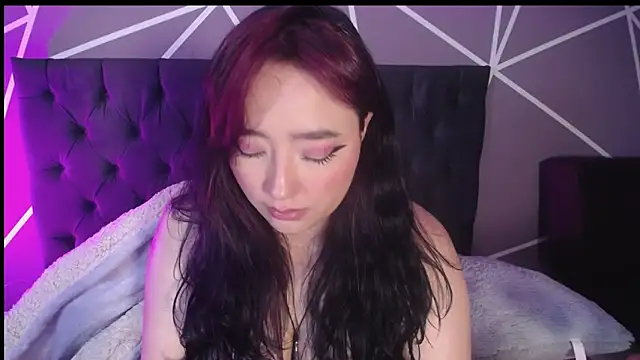 Snapshot of Miss_Loise chatting on 02.17.25 Miss Loise online show from 02.17.25