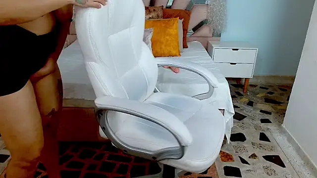 sophia hadid online show from 12.26.24