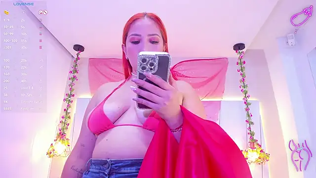 KiarhaTrixie online show from 02.13.25