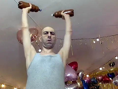 Snapshot of HandsomeAlfie chatting on 01.17.26 HandsomeAlfie online show from 01.17.26