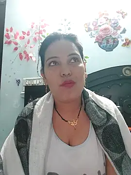 Poojabhabi101 online show from 11.20.25