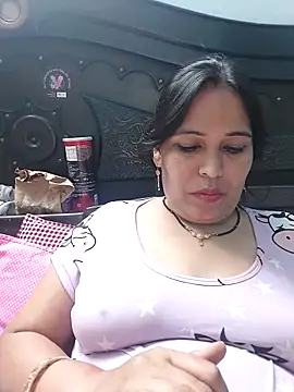 Poojabhabi101 online show from 04.15.26