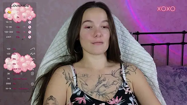 lil luna x online show from 10.05.25