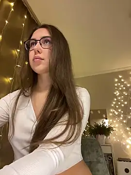 Ann space online show from 01.18.25