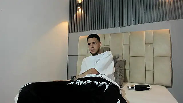 ricardo333 online show from 04.15.26