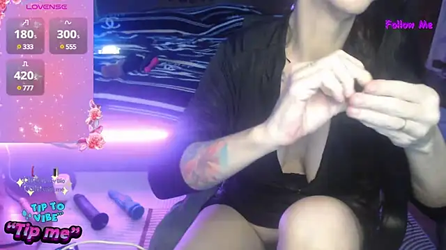 VenusX online show from 03.11.25