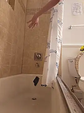 LiverandBrat77 online show from 02.01.25