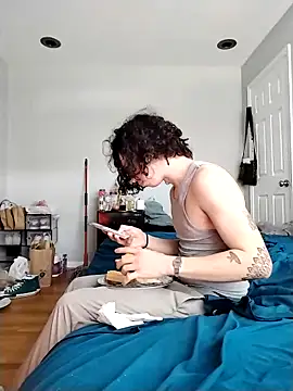 LiverandBrat77 online show from 02.04.25