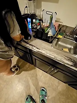 LiverandBrat77 online show from 09.19.25